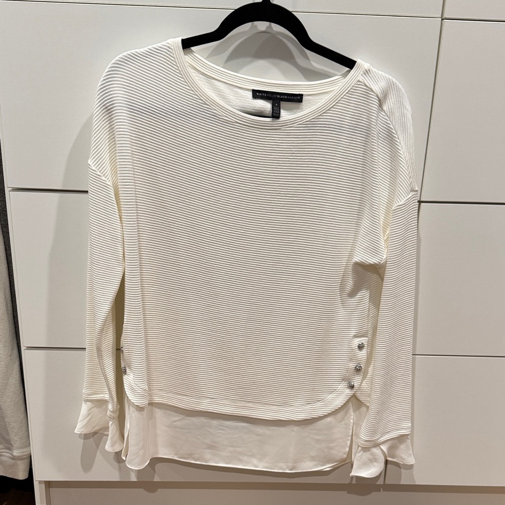 White House Black Market Cream Textured Blouse